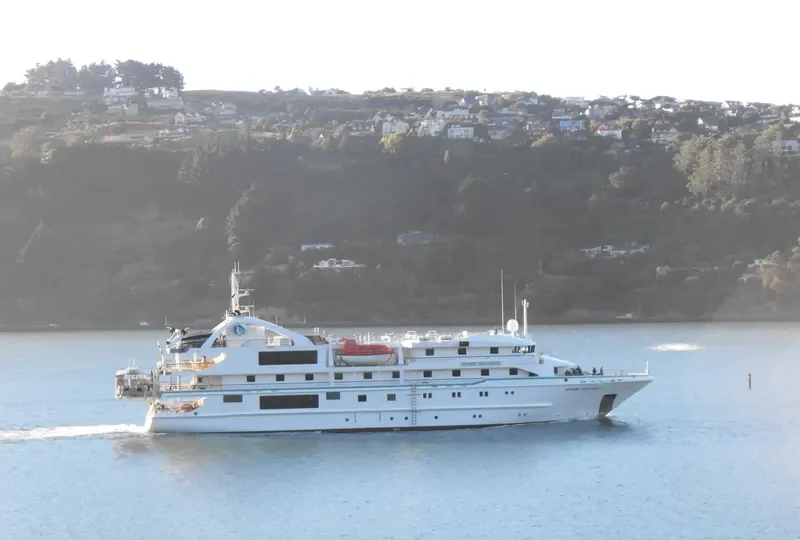 CORAL DISCOVERER Passenger Ship IMO 9292747 photo 6