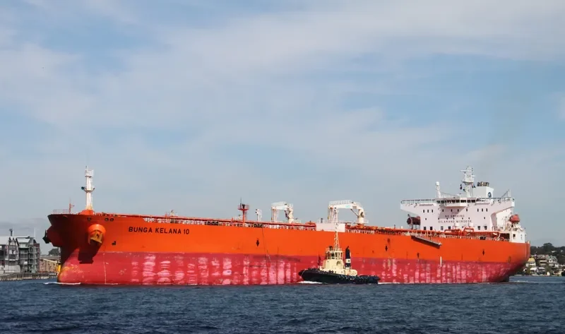 BUNGA KELANA 10 Tanker IMO 9292981 photo 8