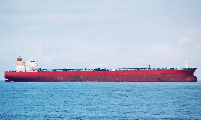 CAPE BARI Tanker IMO 9293117 photo 10