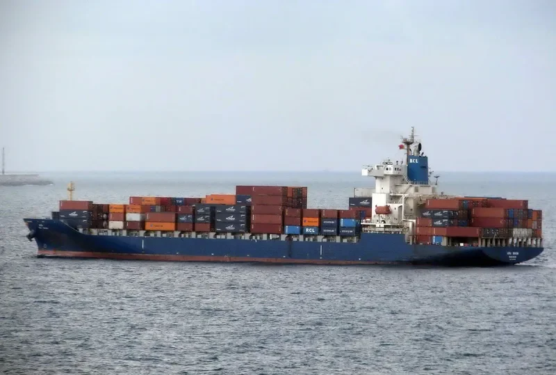 URU BHUM Container Ship IMO 9293234 photo 8
