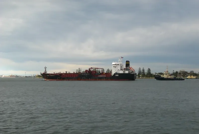 ASPHALT TRANSPORTER Tanker IMO 9293533 photo 4