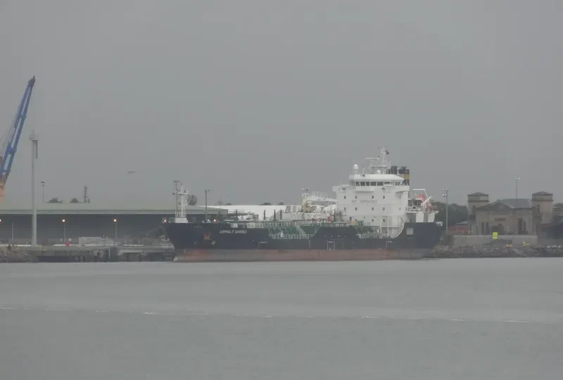 ASPHALT CARRIER Tanker IMO 9293545 photo 6