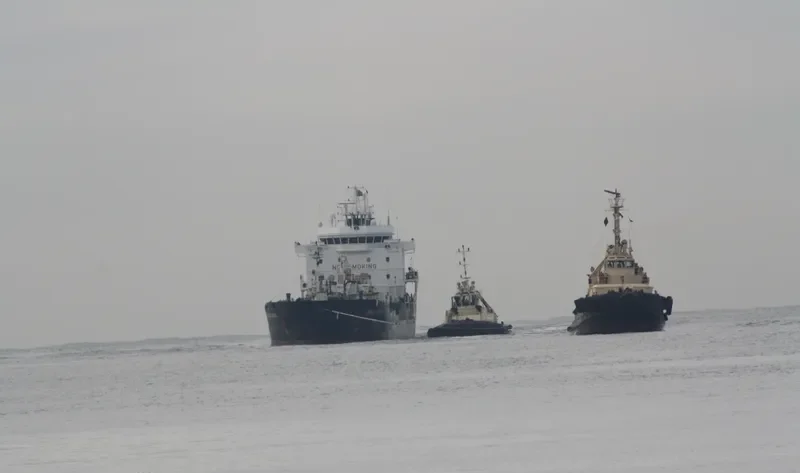 ASPHALT CARRIER Tanker IMO 9293545 photo 7