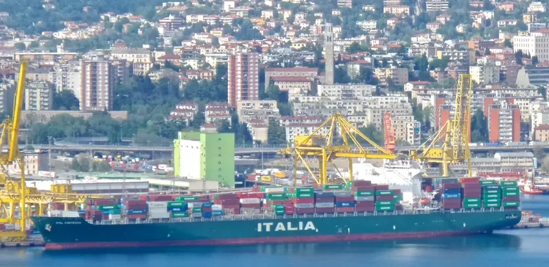 CONTI CONTESSA Container Ship IMO 9293806 photo 4