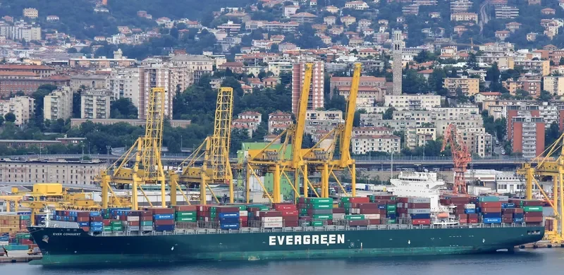 CONTI CONQUEST Container Ship IMO 9293818 photo 8