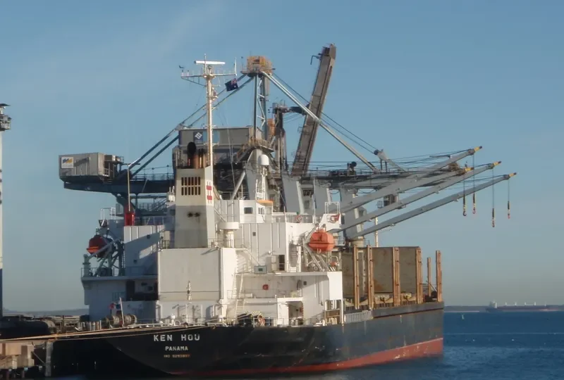 KEN HOU Bulk Carrier IMO 9293882 photo 10