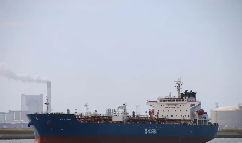 SL AREMU Tanker IMO 9293947 photo 9