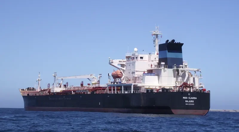 MISS CLAUDIA Tanker IMO 9293959 photo 6