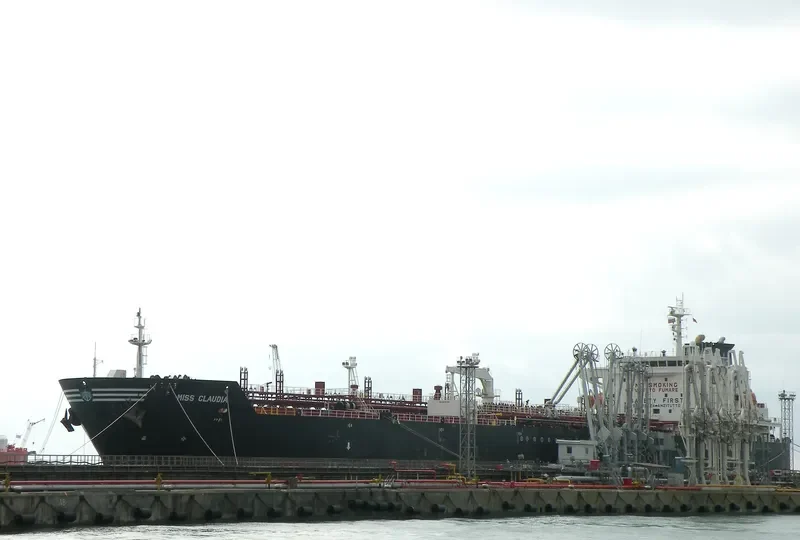 MISS CLAUDIA Tanker IMO 9293959 photo 9
