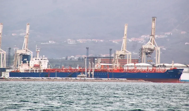 FUTURA Tanker IMO 9293961 photo 3
