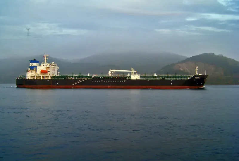 URUBAMBA Tanker IMO 9293985 photo 4