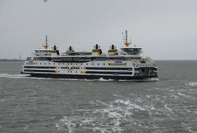 DOKTER WAGEMAKER Passenger Ship IMO 9294070 photo 2