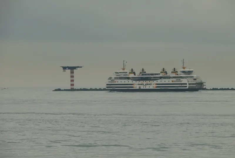 DOKTER WAGEMAKER Passenger Ship IMO 9294070 photo 10