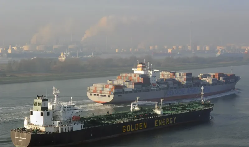 MAERSK LAUNCESTON Container Ship IMO 9294408 photo 8