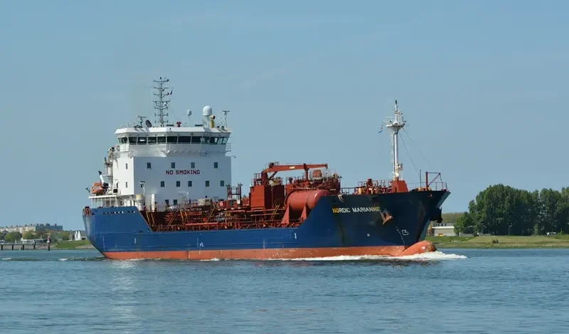 CHARLOTTE ESSBERGER Tanker IMO 9294680 photo 6