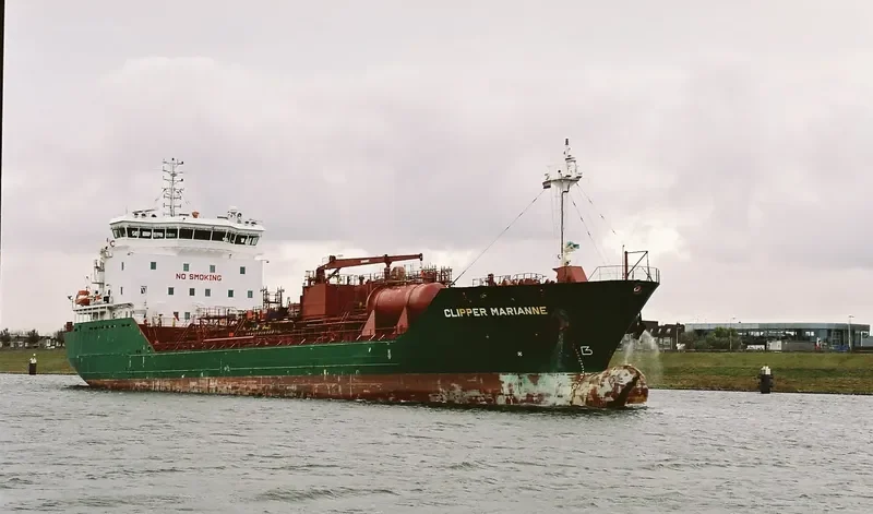 CHARLOTTE ESSBERGER Tanker IMO 9294680 photo 8