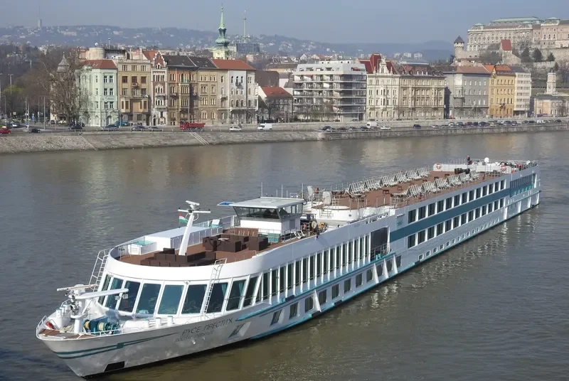 ROUSSE PRESTIGE Passenger Ship IMO 9294939 photo 4