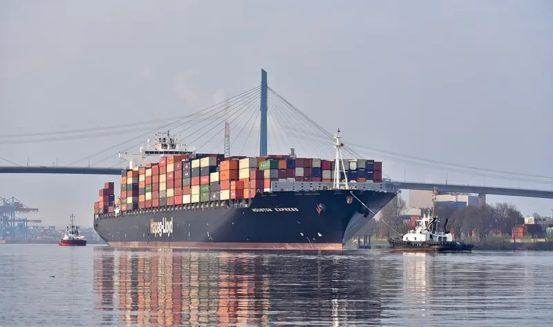 MSC MUMBAI Container Ship IMO 9294991 photo 9