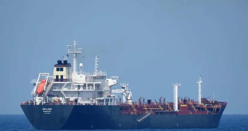 ARIN Tanker IMO 9295048 photo 6