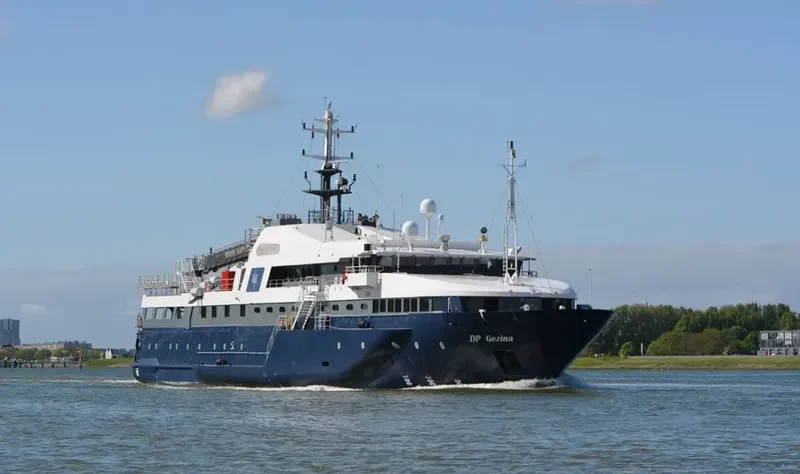 DP GEZINA Offshore Vessel IMO 9295103 photo 2