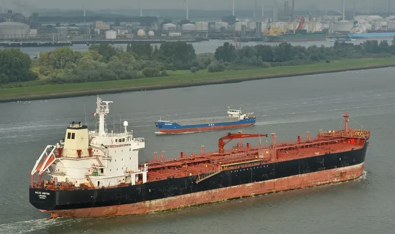 ADVANTAGE PARK Tanker IMO 9295347 photo 7
