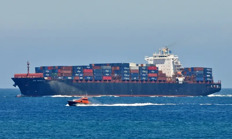 FAN YA TIAN JIN Container Ship IMO 9295359 photo 6