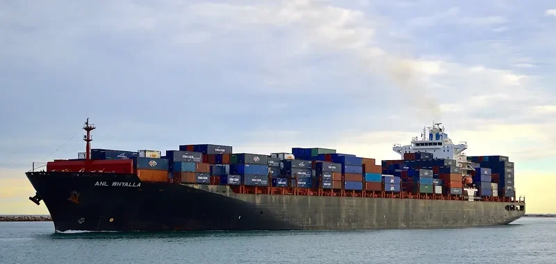 FAN YA TIAN JIN Container Ship IMO 9295359 photo 8