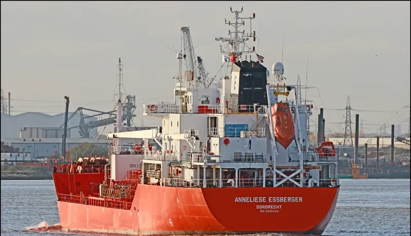 ANNELIESE ESSBERGER Tanker IMO 9295426 photo 4