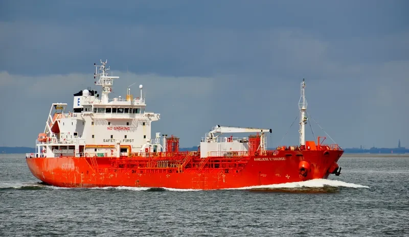 ANNELIESE ESSBERGER Tanker IMO 9295426 photo 8