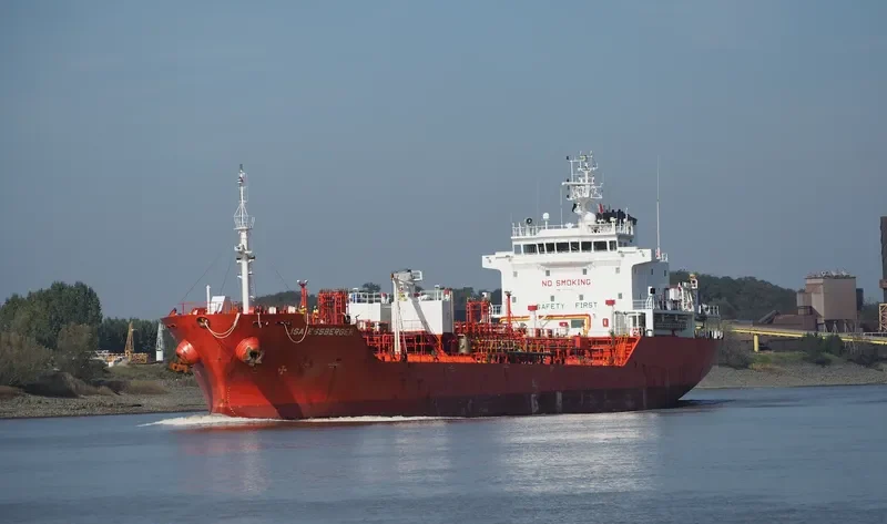 LISA ESSBERGER Tanker IMO 9295438 photo 2