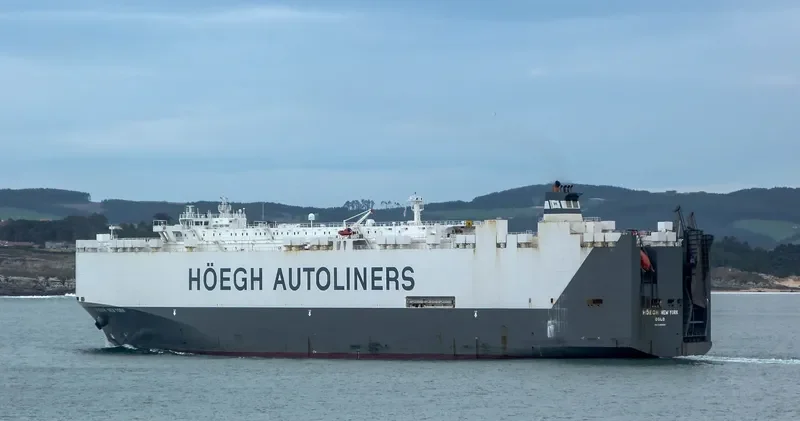 HOEGH NEW YORK General Cargo IMO 9295830 photo 5