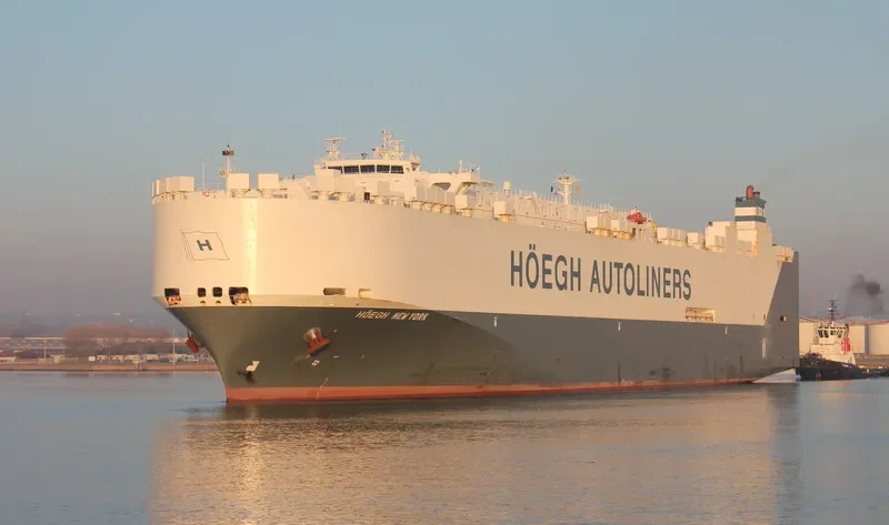 HOEGH NEW YORK General Cargo IMO 9295830 photo 8