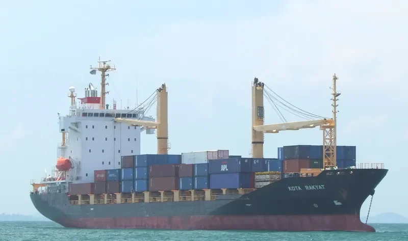 KOTA RAKYAT Container Ship IMO 9296341 photo 7