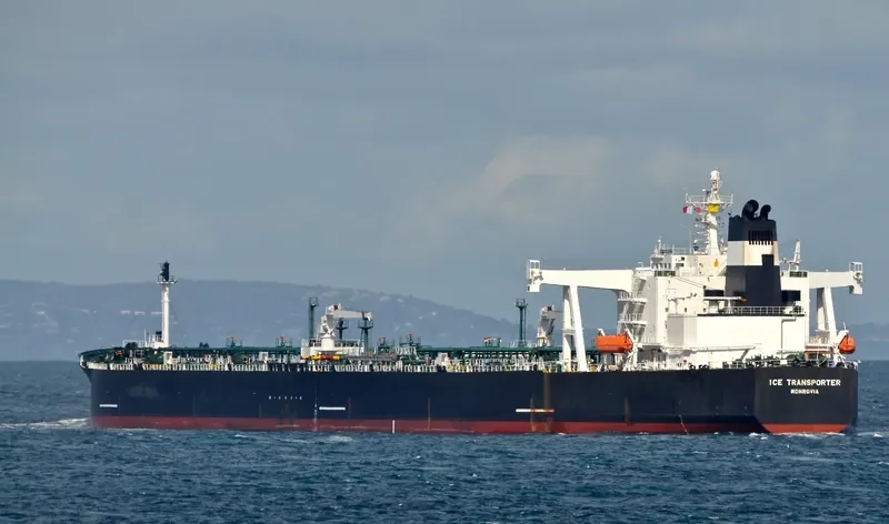 ICE TRANSPORTER Tanker IMO 9296406 photo 2