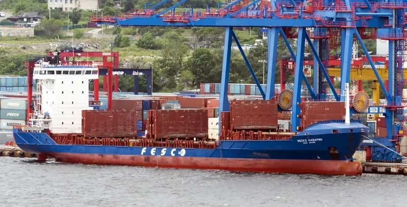 FESCO NAVARIN Container Ship IMO 9296999 photo 10