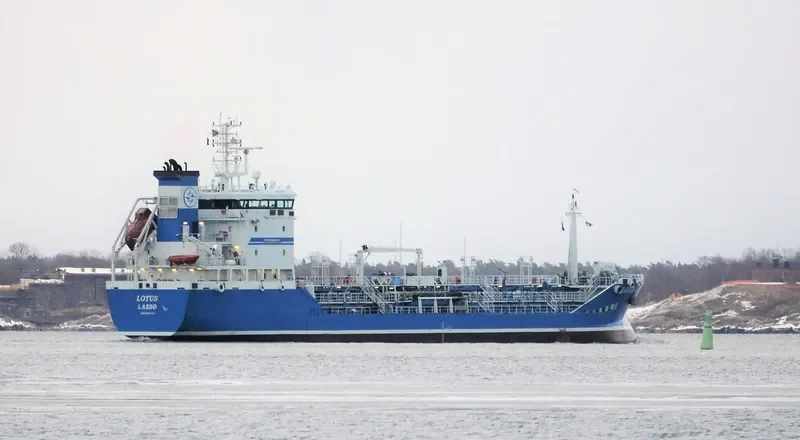 LOTUS Tanker IMO 9297137 photo 8