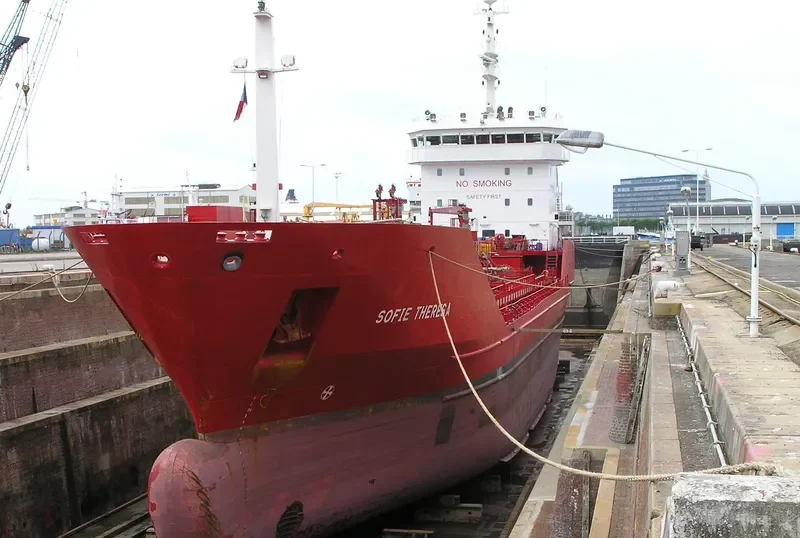 SOFIE THERESA Tanker IMO 9297151 photo 5
