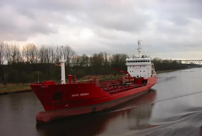 SOFIE THERESA Tanker IMO 9297151 photo 6