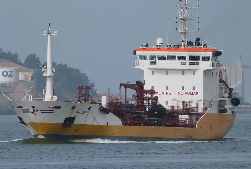 NIVARIA Tanker IMO 9297163 photo 8