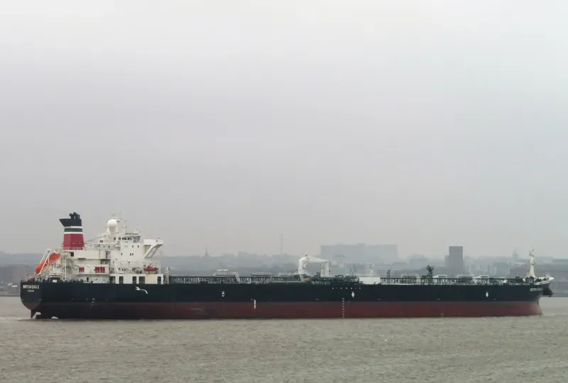 AMORE MIO Tanker IMO 9297371 photo 4