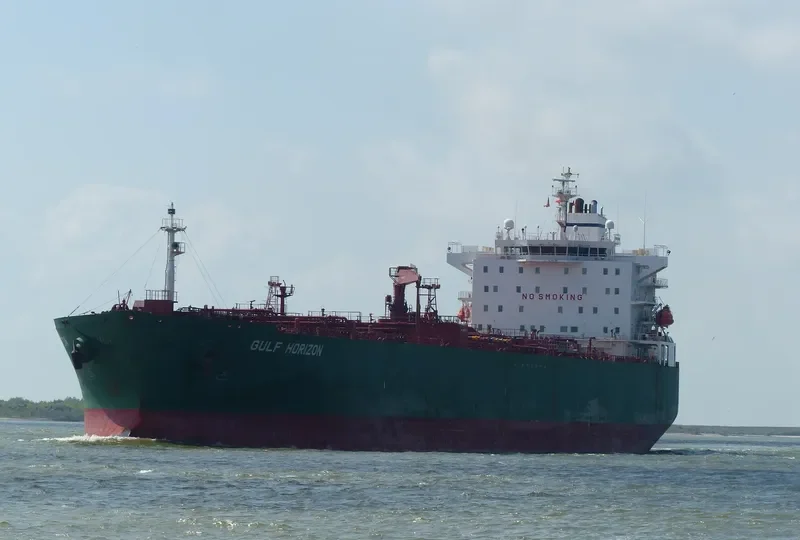 GULF HORIZON Tanker IMO 9297412 photo 4