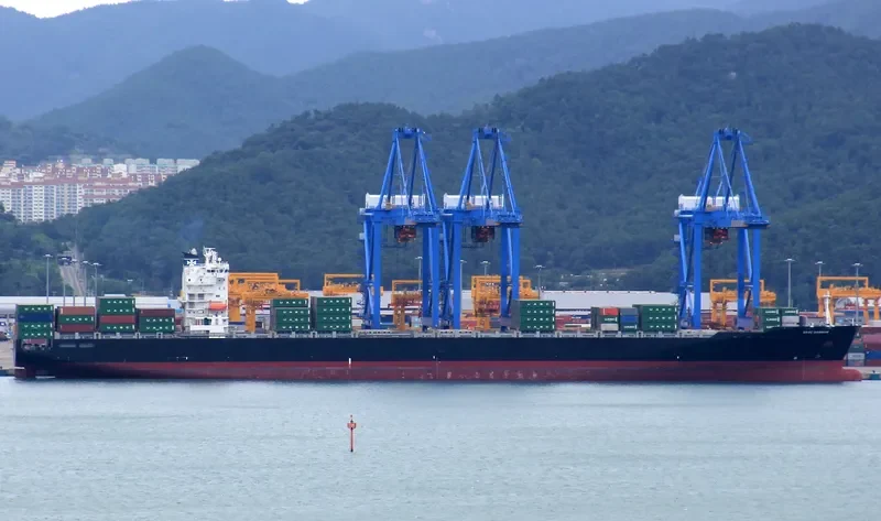 SYDNEY TRADER Container Ship IMO 9297474 photo 7