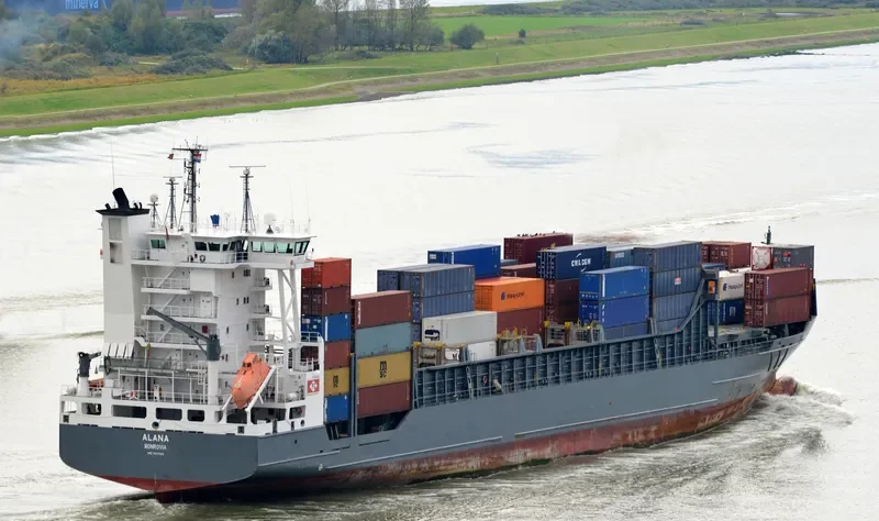 ALANA Container Ship IMO 9297589 photo 9