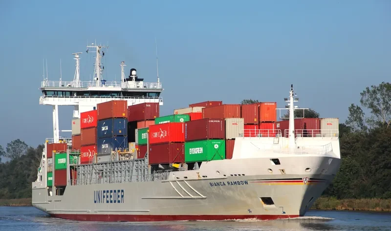 BIANCA RAMBOW Container Ship IMO 9297591 photo 4