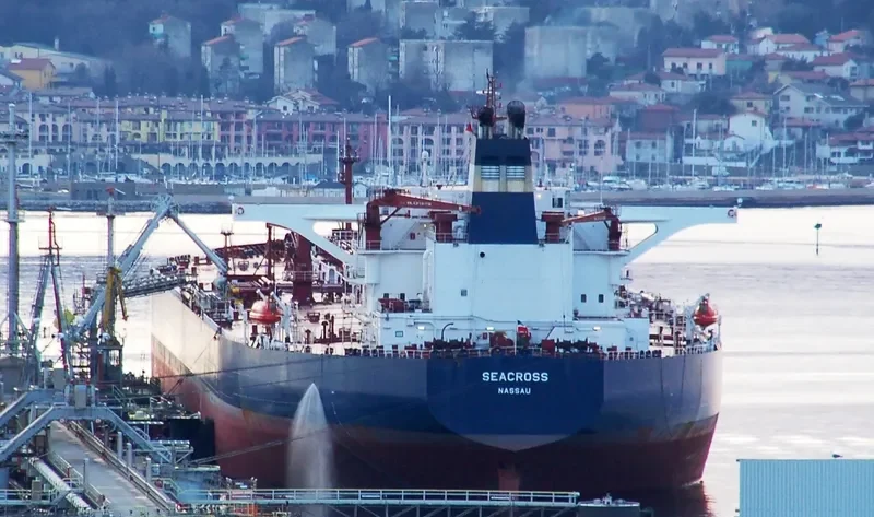 SEACROSS Tanker IMO 9297890 photo 4
