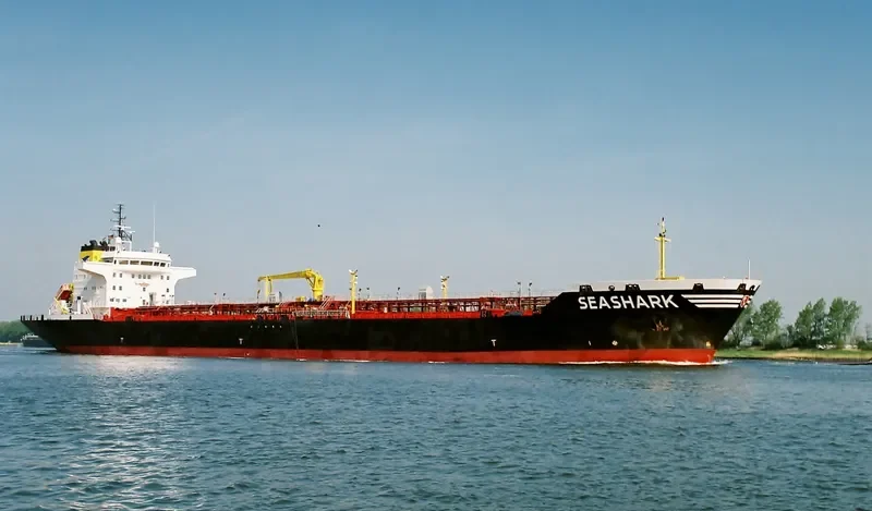 SEASHARK Tanker IMO 9298193 photo 3