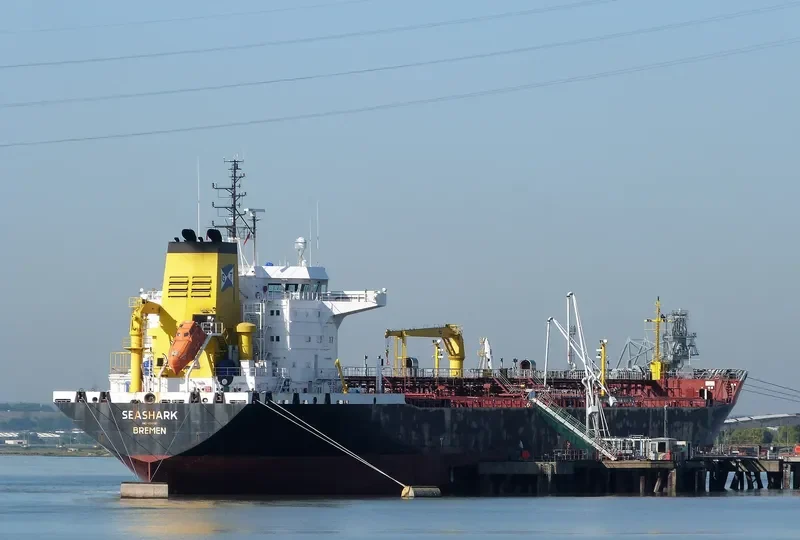 SEASHARK Tanker IMO 9298193 photo 6