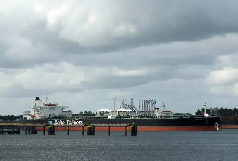 BOUBOULINA Tanker IMO 9298753 photo 4