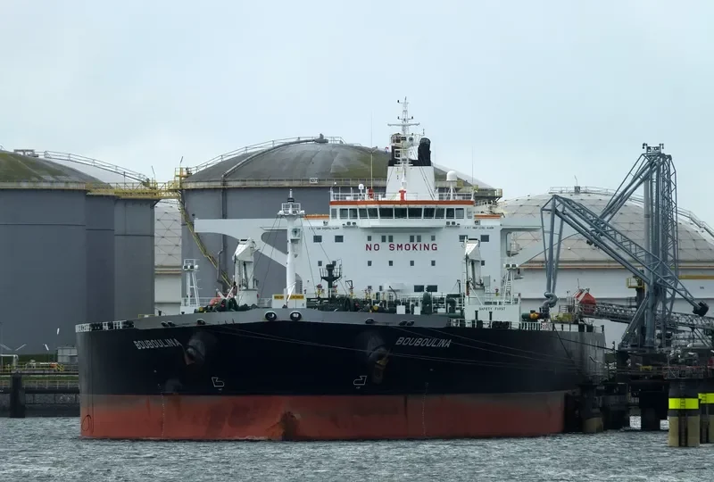 BOUBOULINA Tanker IMO 9298753 photo 5