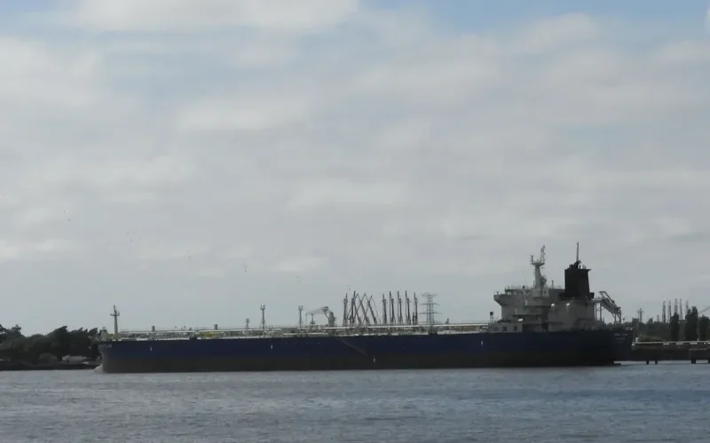 CABO PILAR Tanker IMO 9298777 photo 6